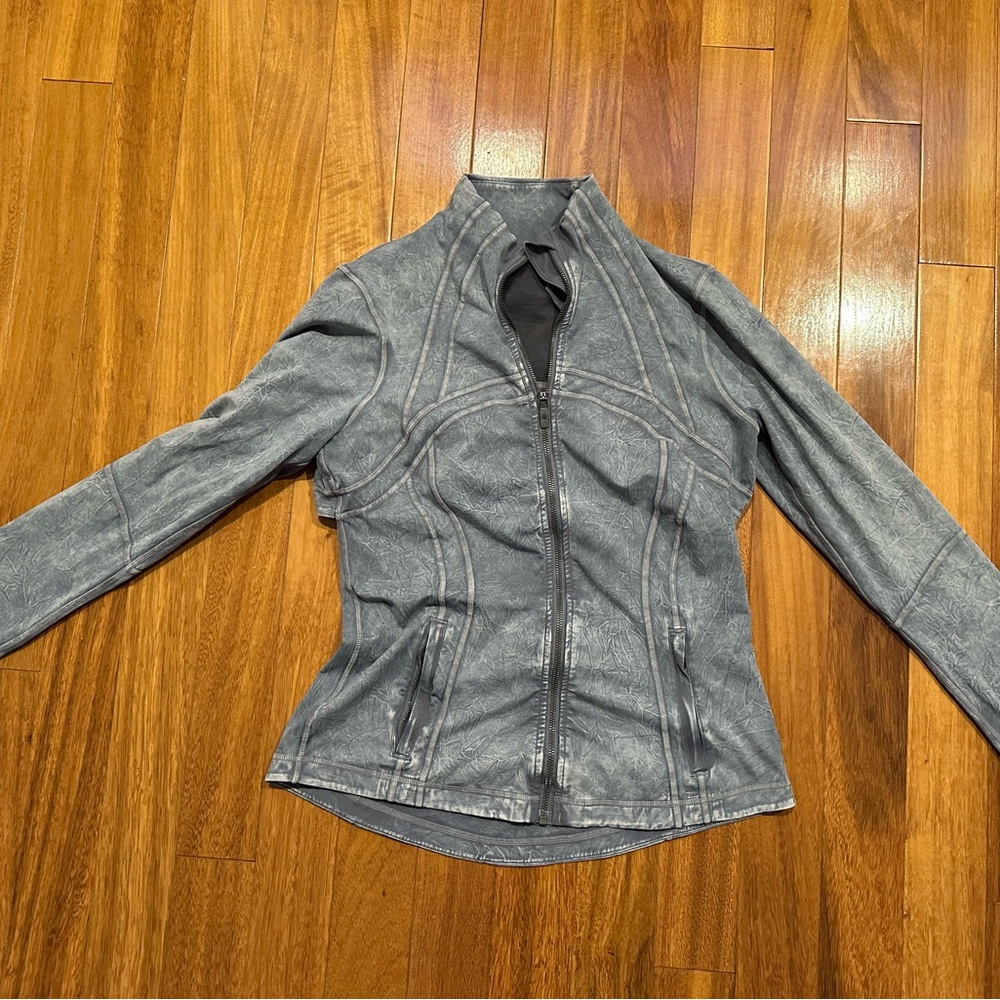 Women's Gray Lululemon Jacket